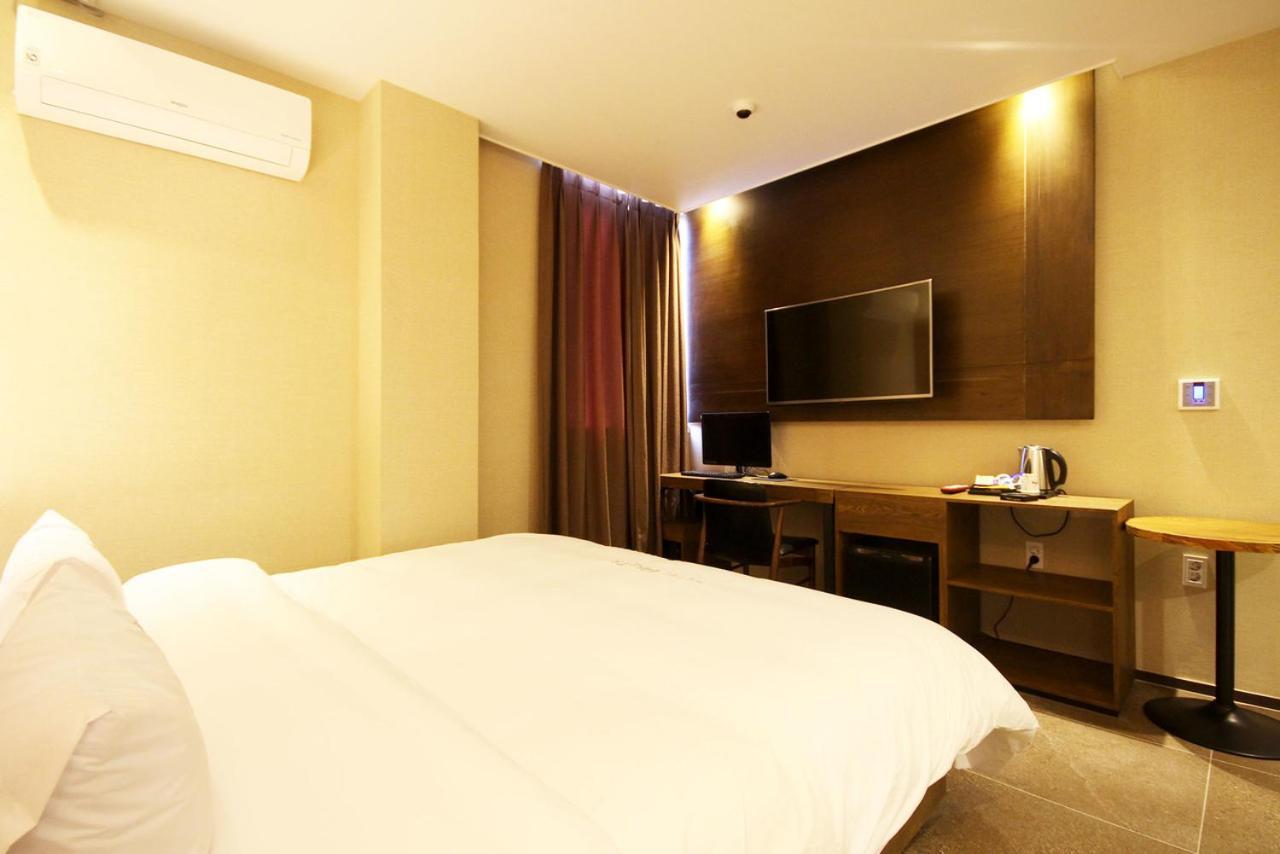 Hotel 38.5 Jinhae Changwon Exterior photo